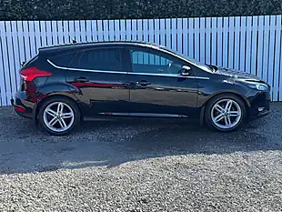 Used 2016 Ford Focus Zetec Black - Interior and Exterior details 7