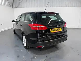 Used 2016 Ford Focus Zetec Black - Interior and Exterior details 10