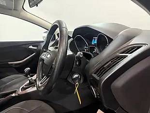 Used 2016 Ford Focus Zetec Black - Interior and Exterior details 11