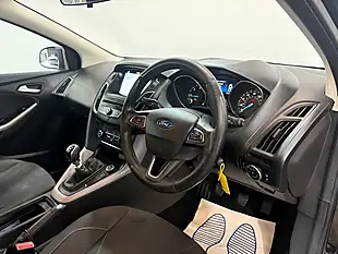 Used 2016 Ford Focus Zetec Black - Interior and Exterior details 12