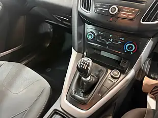Used 2016 Ford Focus Zetec Black - Interior and Exterior details 15