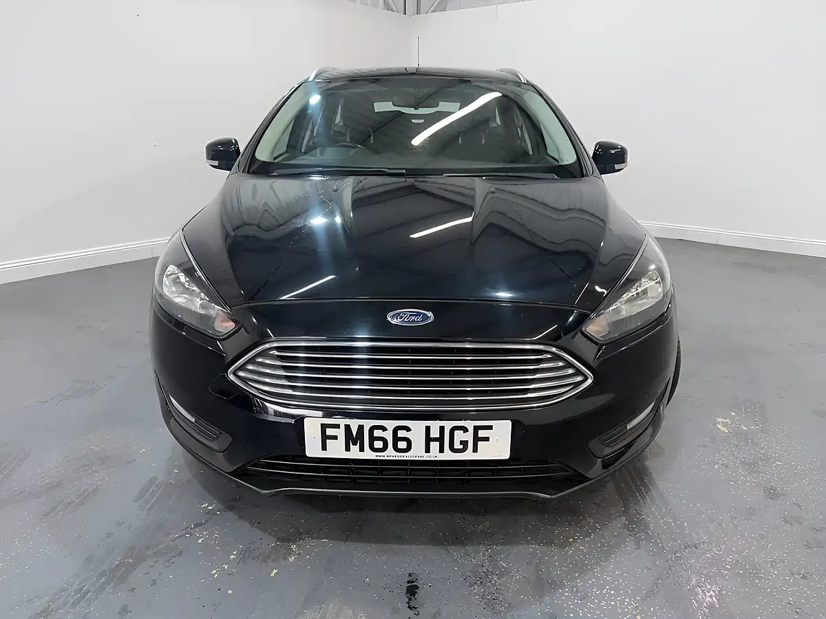Used 2016 Ford Focus Zetec Black - Interior and Exterior details 2