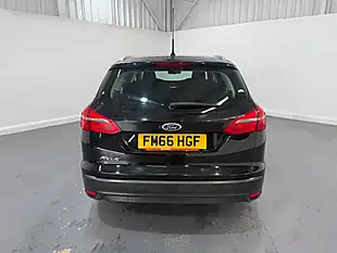 Used 2016 Ford Focus Zetec Black - Interior and Exterior details 8