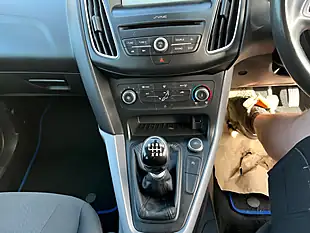 Used 2016 Ford Focus Zetec Black - Interior and Exterior details 16