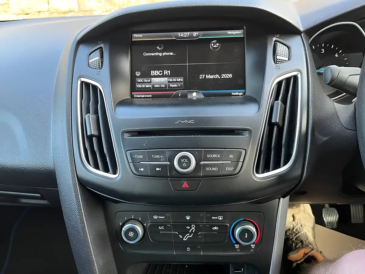 Used 2016 Ford Focus Zetec Black - Interior and Exterior details 17