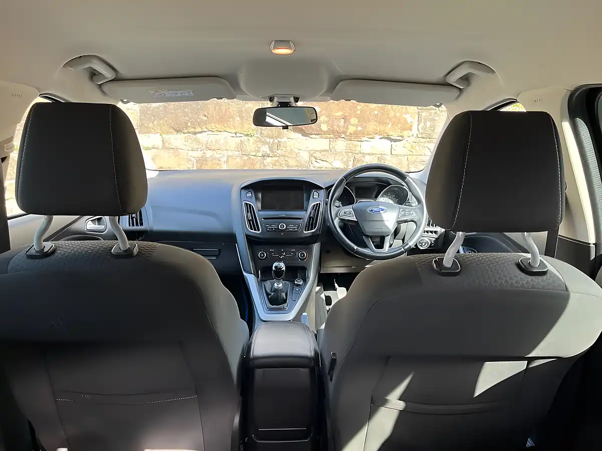 Used 2016 Ford Focus Zetec Black - Interior and Exterior details 9