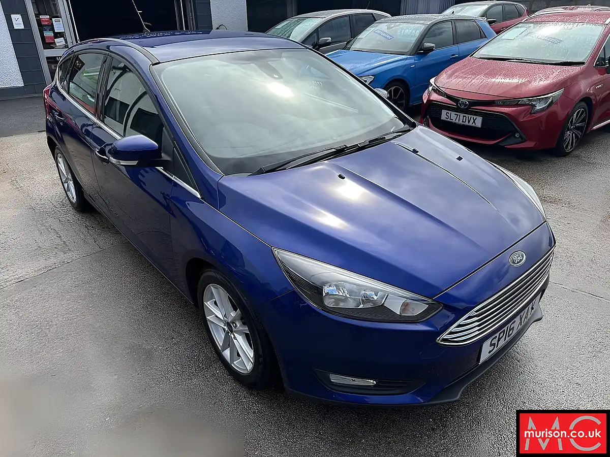 Used 2016 Ford Focus Zetec Blue - Interior and Exterior details 8