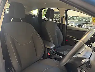 Used 2016 Ford Focus Zetec Blue - Interior and Exterior details 11