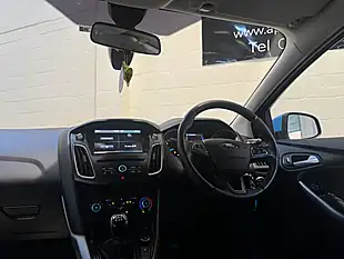 Used 2016 Ford Focus Zetec Blue - Interior and Exterior details 15