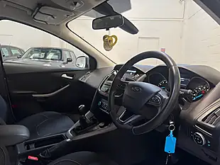 Used 2016 Ford Focus Zetec Blue - Interior and Exterior details 16