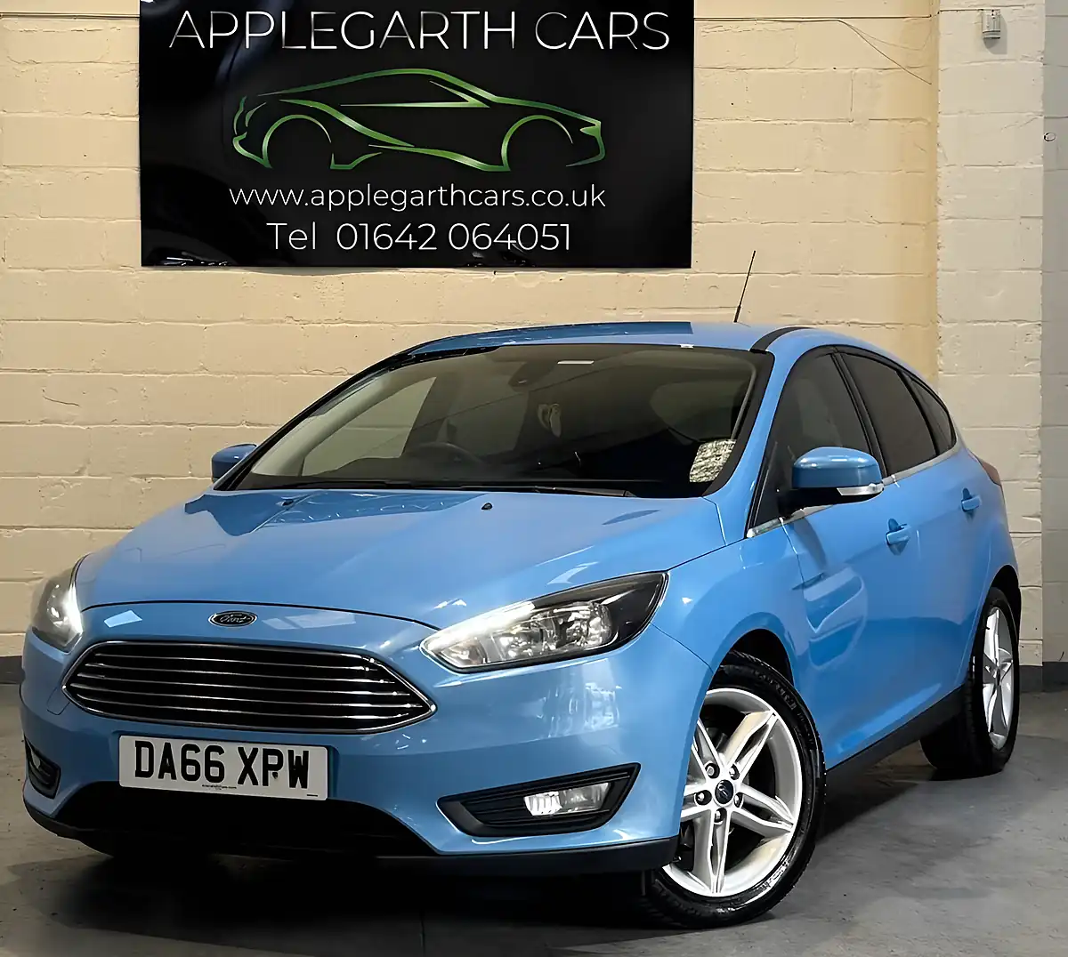 Used 2016 Ford Focus Zetec Blue - Interior and Exterior details 5