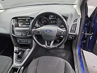 Used 2016 Ford Focus Zetec Blue - Interior and Exterior details 10