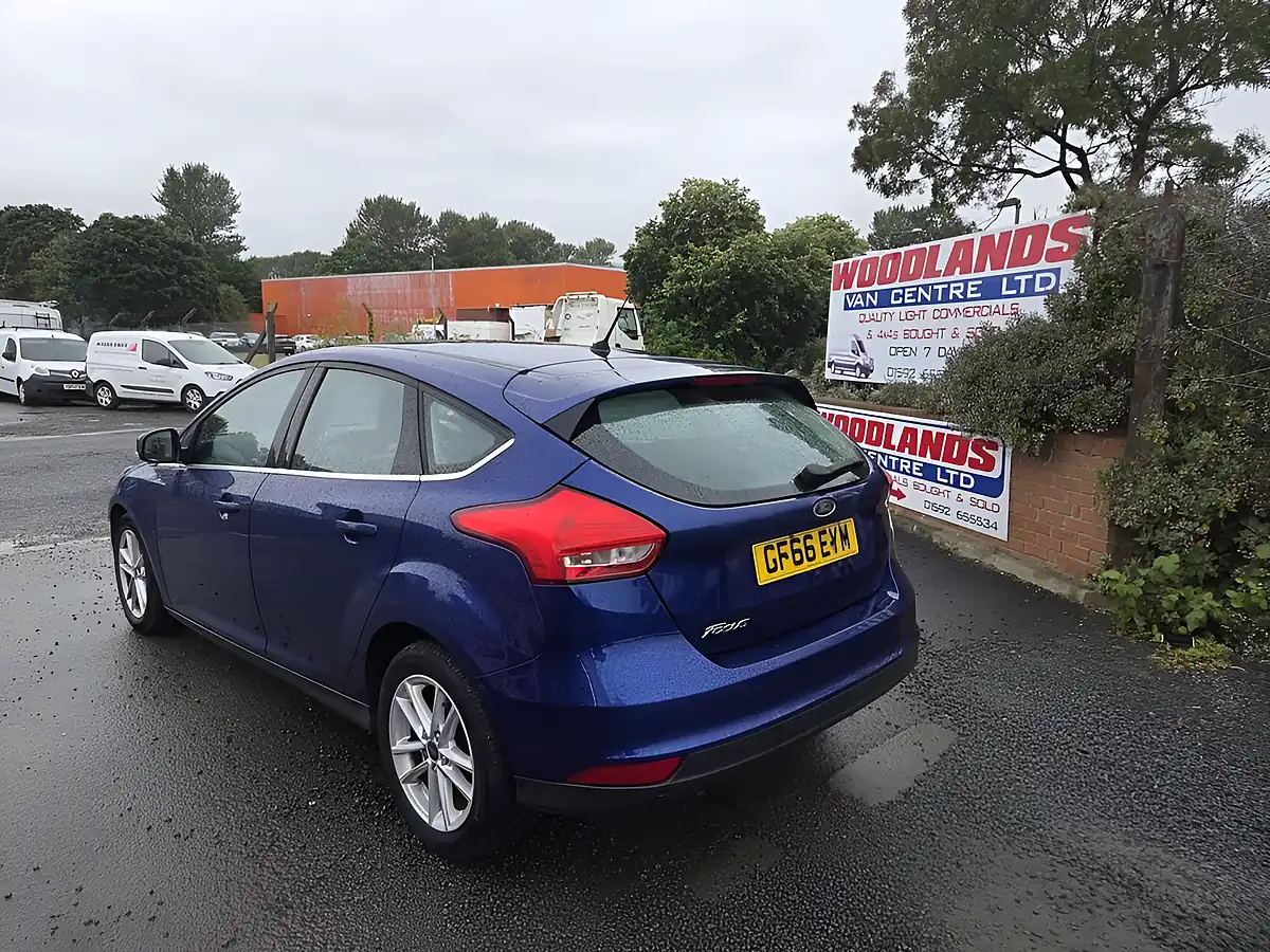 Used 2016 Ford Focus Zetec Blue - Interior and Exterior details 5