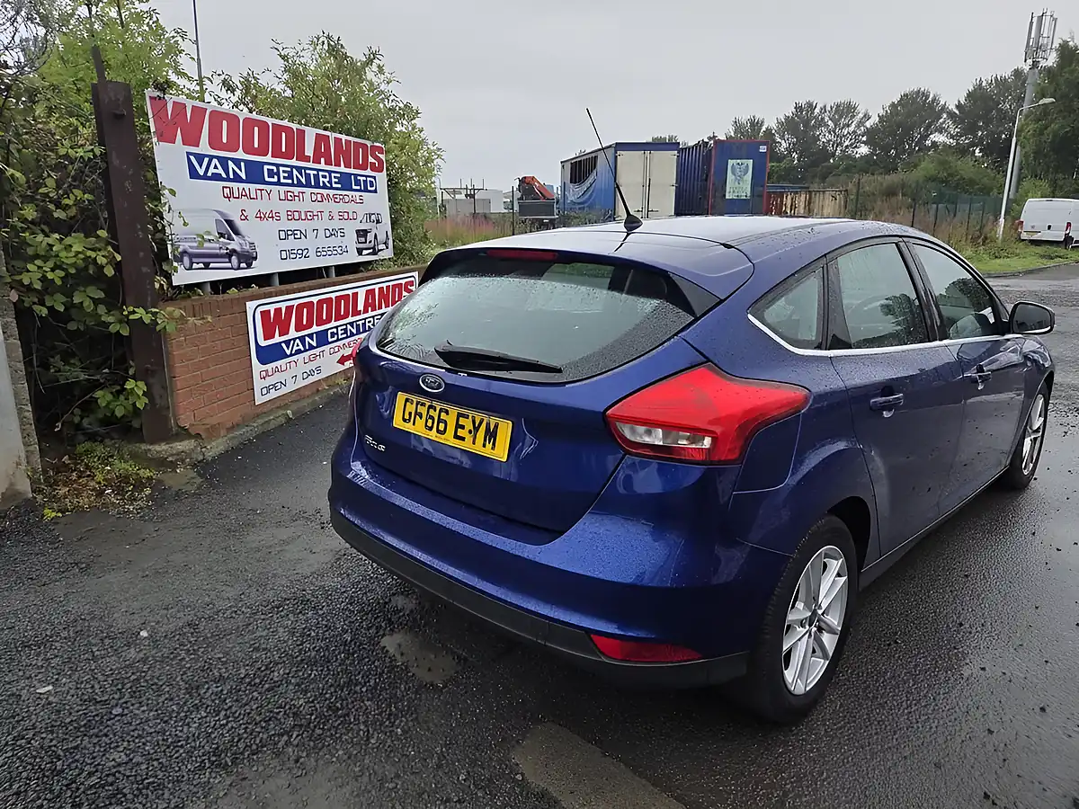 Used 2016 Ford Focus Zetec Blue - Interior and Exterior details 6