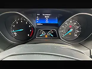 Used 2016 Ford Focus Zetec Frozen White - Interior and Exterior details 10