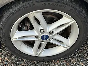 Used 2016 Ford Focus Zetec Grey - Interior and Exterior details 13