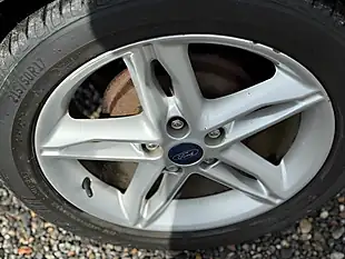 Used 2016 Ford Focus Zetec Grey - Interior and Exterior details 15