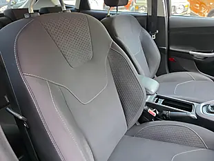 Used 2016 Ford Focus Zetec Grey - Interior and Exterior details 11