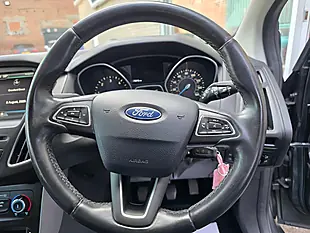 Used 2016 Ford Focus Zetec Grey - Interior and Exterior details 17