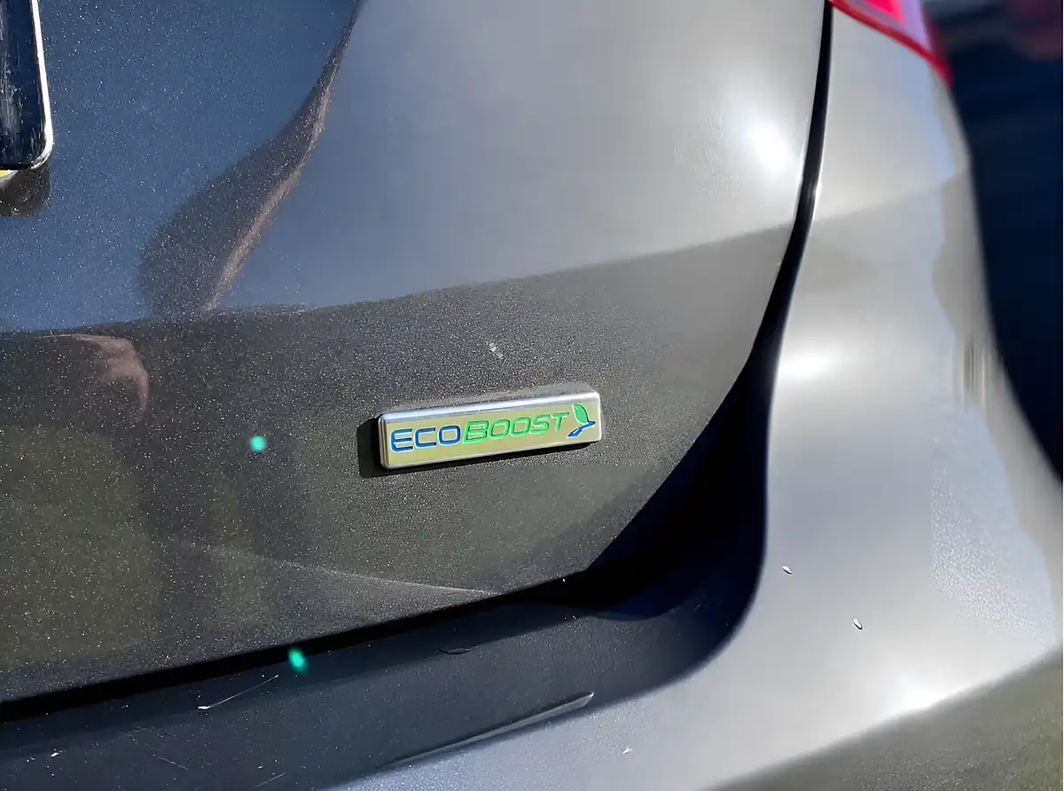 Used 2016 Ford Focus Zetec Magnetic Grey - Interior and Exterior details 11