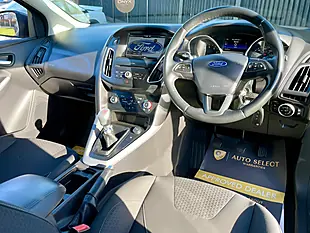 Used 2016 Ford Focus Zetec Magnetic Grey - Interior and Exterior details 12