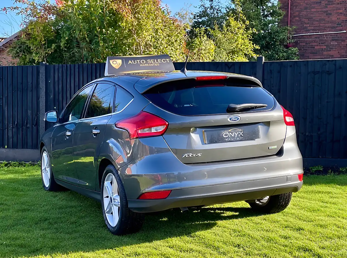 Used 2016 Ford Focus Zetec Magnetic Grey - Interior and Exterior details 6