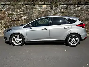 Used 2016 Ford Focus Zetec Moondust Silver - Interior and Exterior details 4