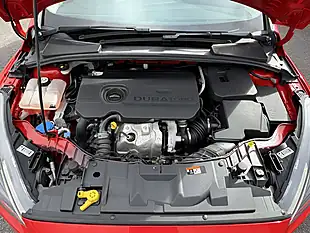 Used 2016 Ford Focus Zetec Red - Interior and Exterior details 18