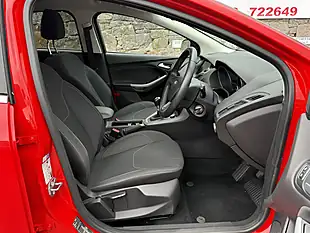 Used 2016 Ford Focus Zetec Red - Interior and Exterior details 5