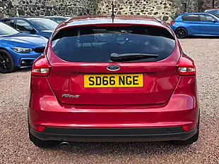 Used 2016 Ford Focus Zetec Red - Interior and Exterior details 17