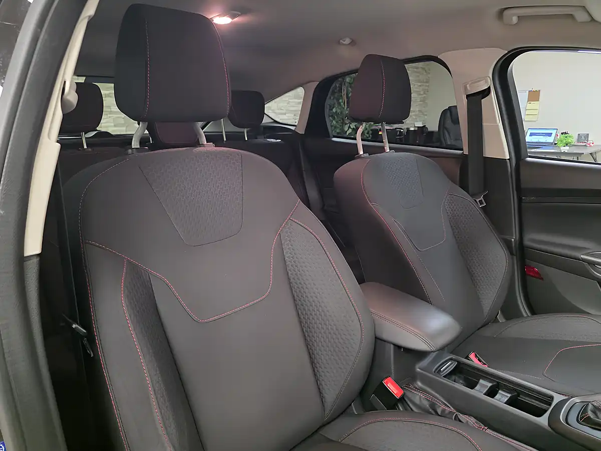 Used 2016 Ford Focus Zetec S Black Edition Black - Interior and Exterior details 15
