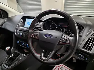 Used 2016 Ford Focus Zetec S Black Edition Black - Interior and Exterior details 9