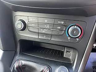 Used 2016 Ford Focus Zetec S Black Edition Black - Interior and Exterior details 13