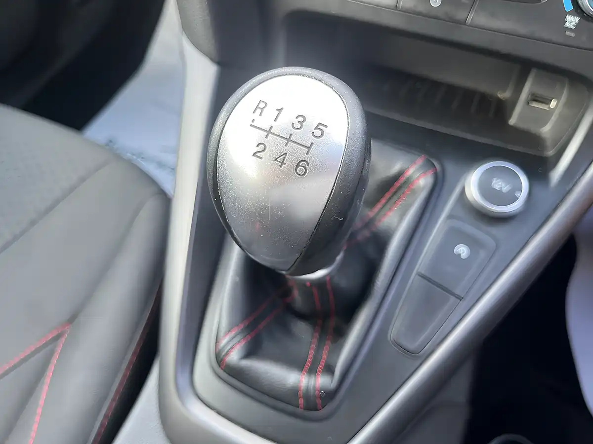 Used 2016 Ford Focus Zetec S Black Edition Black - Interior and Exterior details 14