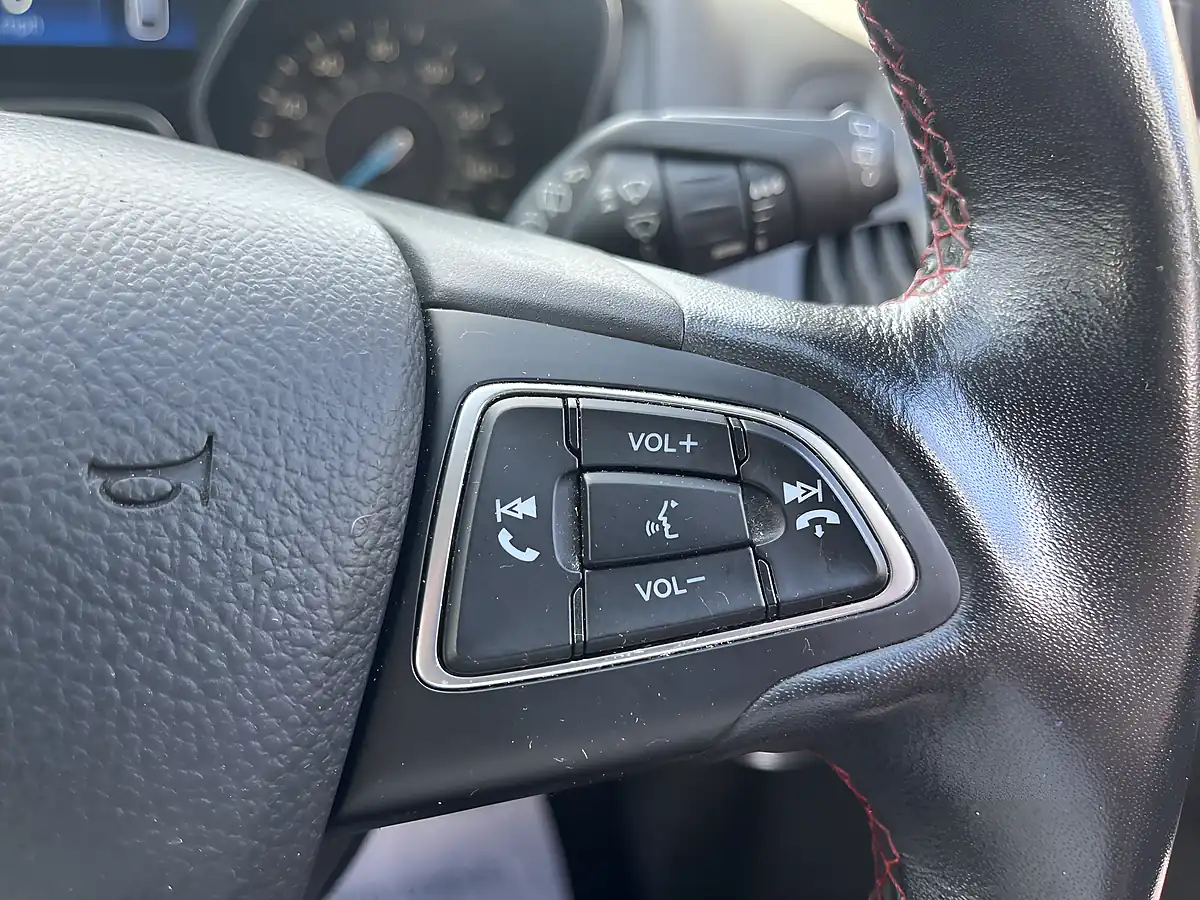 Used 2016 Ford Focus Zetec S Black Edition Black - Interior and Exterior details 16