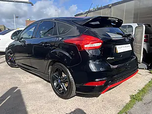 Used 2016 Ford Focus Zetec S Black Edition Black - Interior and Exterior details 5