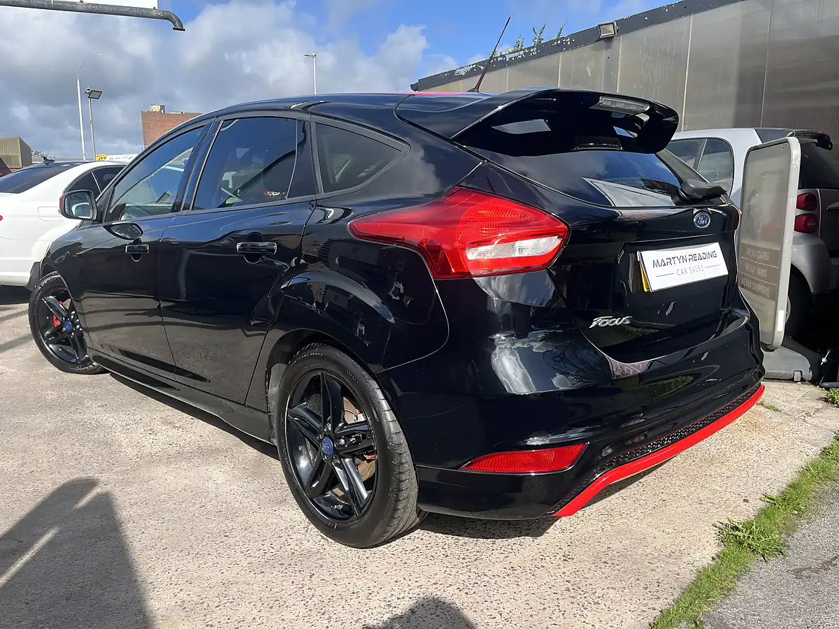 Used 2016 Ford Focus Zetec S Black Edition Black - Interior and Exterior details 5