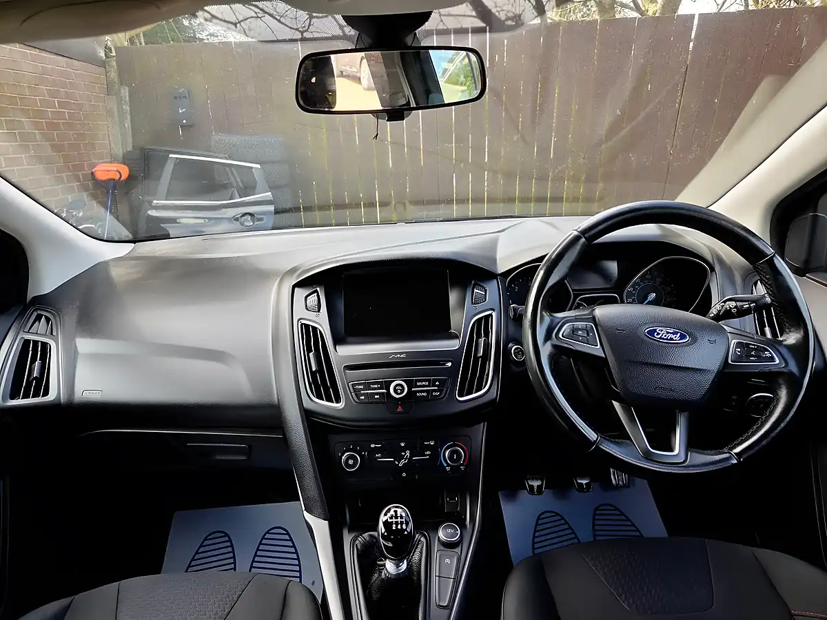 Used 2016 Ford Focus Zetec S Black - Interior and Exterior details 10
