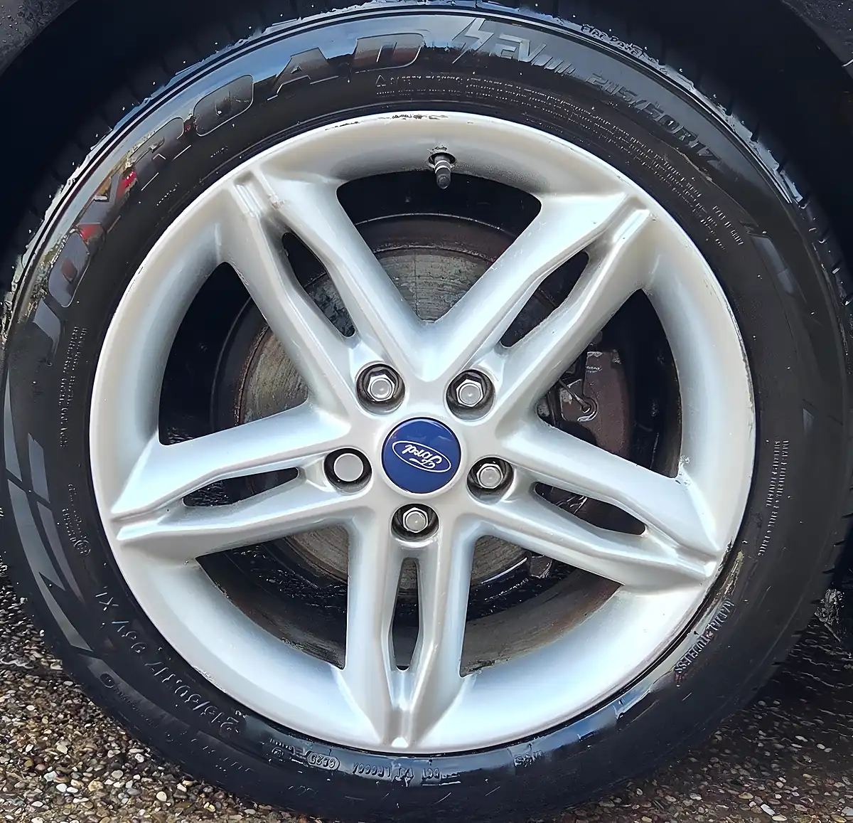 Used 2016 Ford Focus Zetec S Black - Interior and Exterior details 16