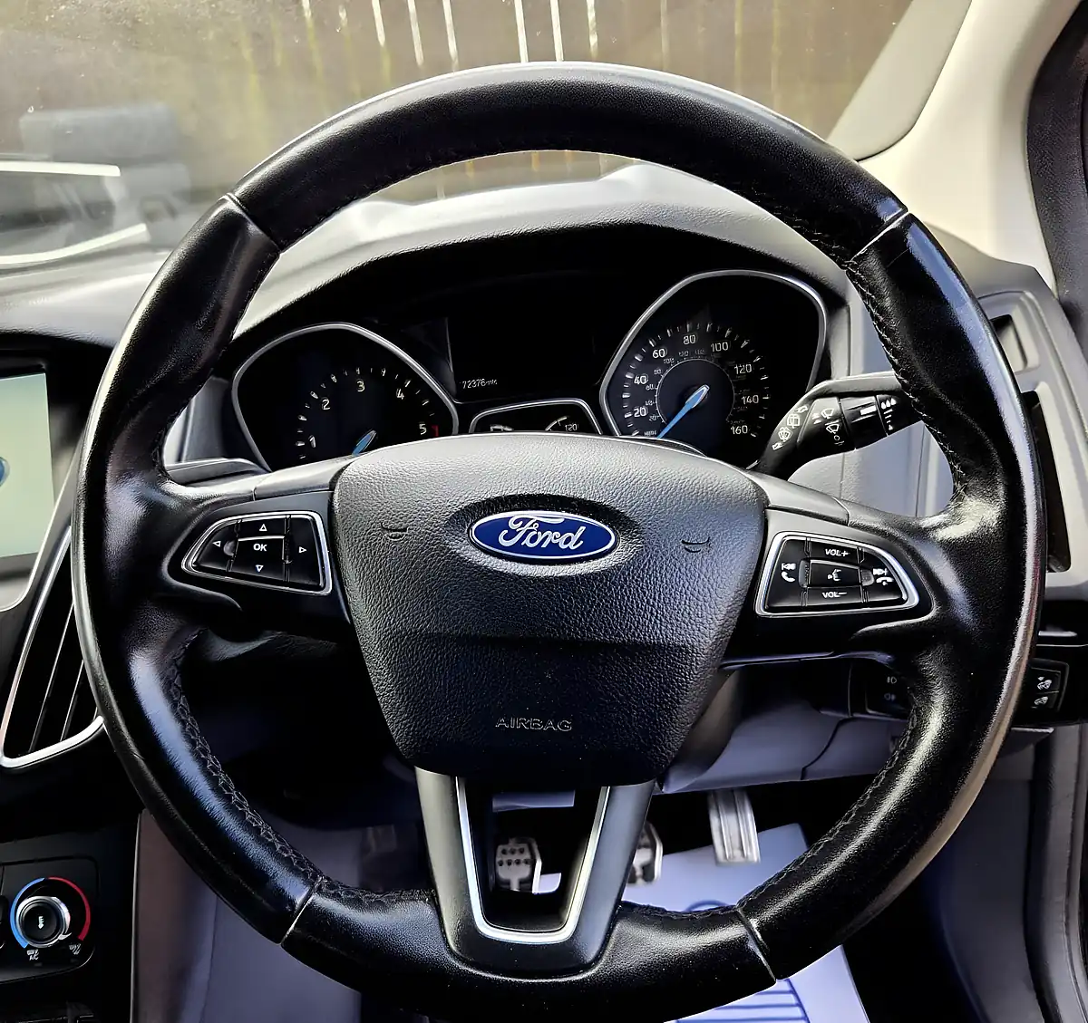 Used 2016 Ford Focus Zetec S Black - Interior and Exterior details 19