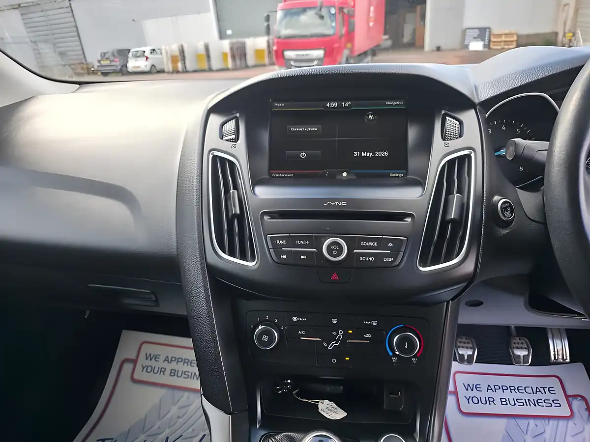 Used 2016 Ford Focus Zetec S Blue - Interior and Exterior details 12