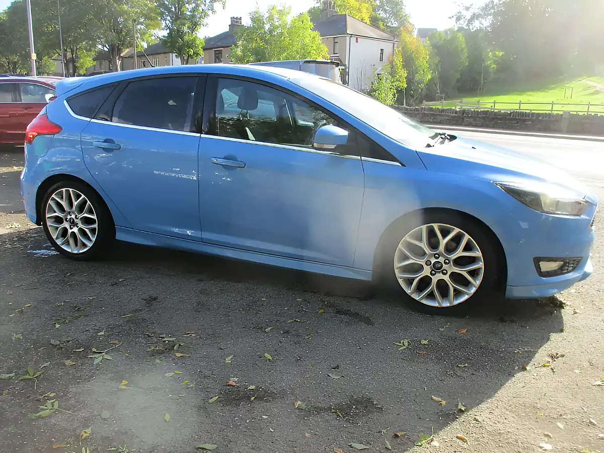 Used 2016 Ford Focus Zetec S Blue - Interior and Exterior details 3