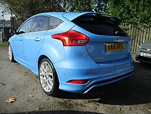 Used 2016 Ford Focus Zetec S Blue - Interior and Exterior details 7