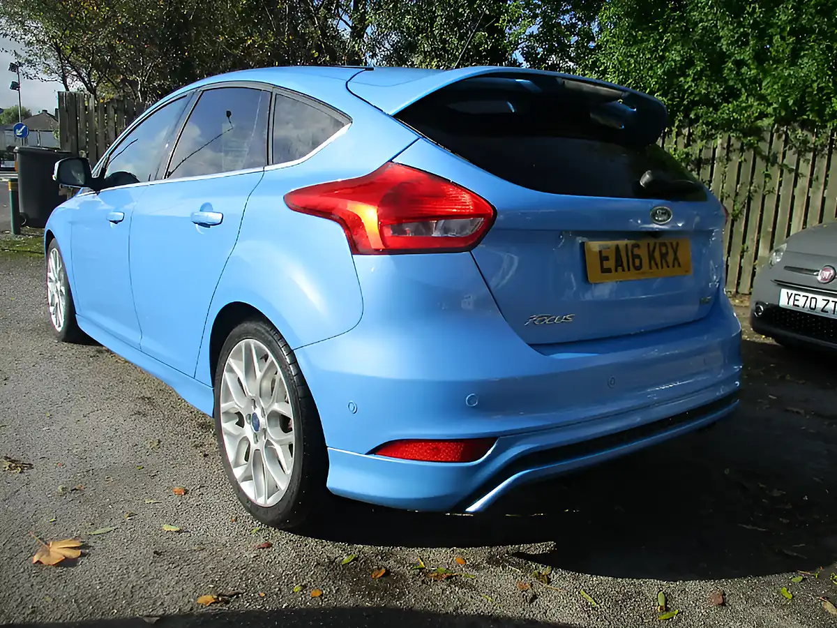 Used 2016 Ford Focus Zetec S Blue - Interior and Exterior details 7