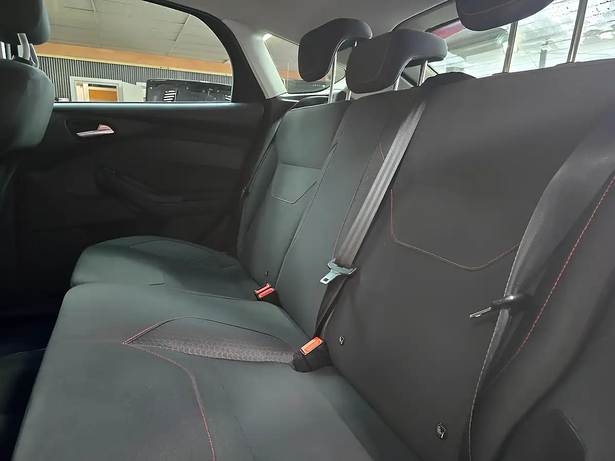 Used 2016 Ford Focus Zetec S Red Edition Red - Interior and Exterior details 12