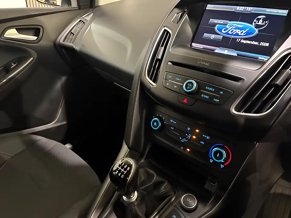 Used 2016 Ford Focus Zetec S Red - Interior and Exterior details 13