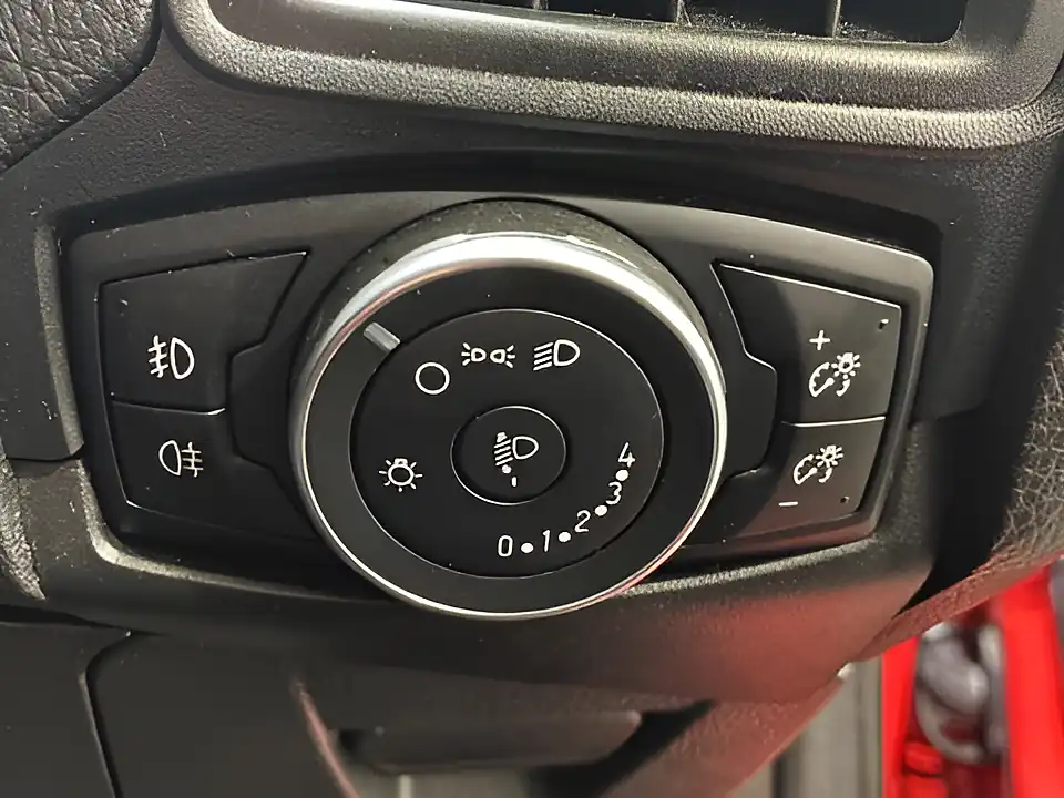 Used 2016 Ford Focus Zetec S Red - Interior and Exterior details 14