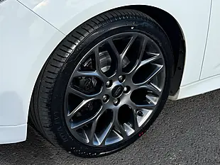 Used 2016 Ford Focus Zetec S White - Interior and Exterior details 14