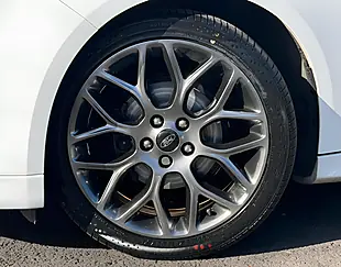 Used 2016 Ford Focus Zetec S White - Interior and Exterior details 5