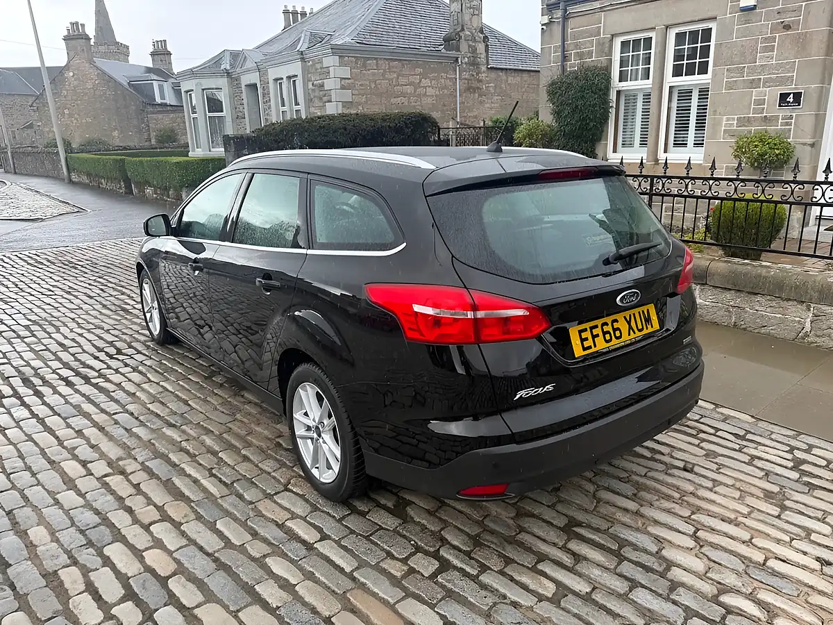 Used 2016 Ford Focus Zetec Shadow Black - Interior and Exterior details 19